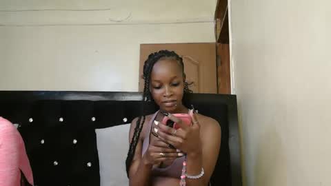 Snapshot of mamaapussy chatting on September 10, 2025, 7:41 am mamaa online show from September 10, 2025, 7:41 am