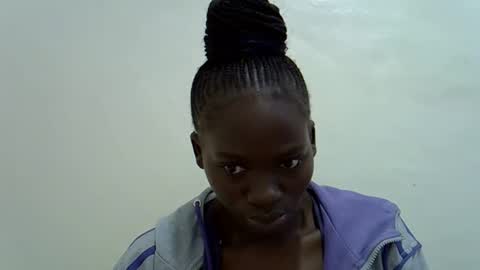 mamichula42 online show from November 26, 2025, 6:25 am