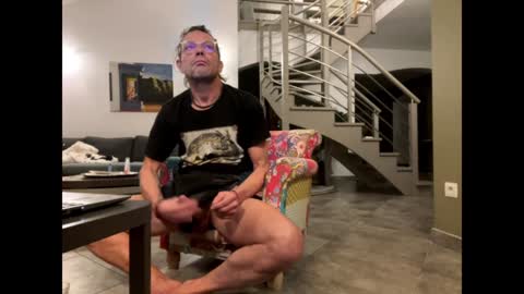 man38110 online show from January 7, 2025, 8:10 pm