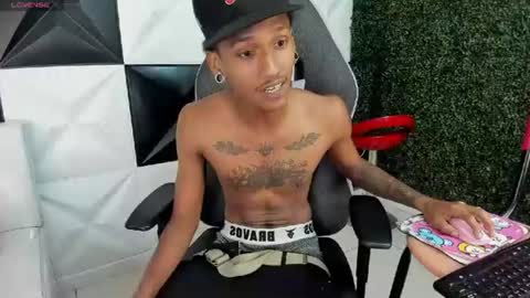 man_san11 online show from June 26, 2026, 3:49 pm