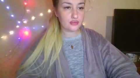 Mandy online show from October 5, 2025, 3:43 pm