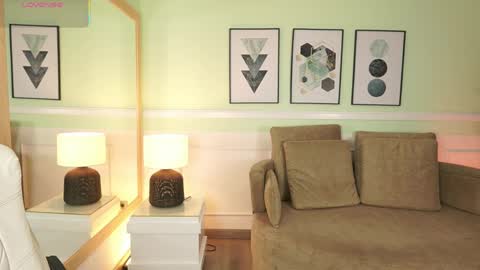 Mandy Collins online show from March 31, 2026, 11:32 am