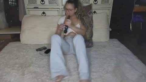 Mandy Moans online show from December 31, 2024, 12:25 pm