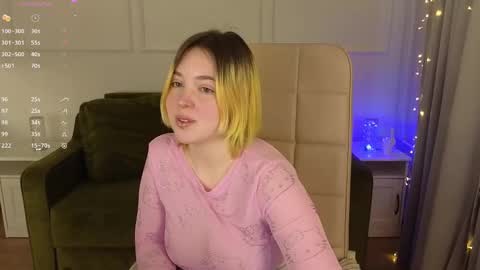 manic_pixie_ online show from February 7, 2025, 10:50 am