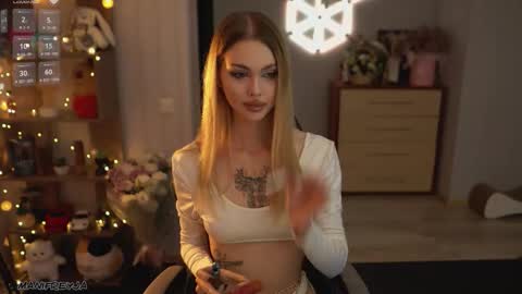 Amelie online show from September 20, 2025, 6:31 pm