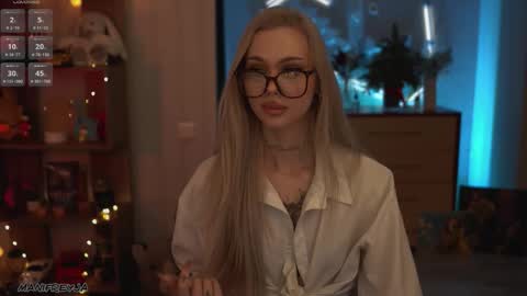 Amelie online show from February 4, 2026, 2:06 am