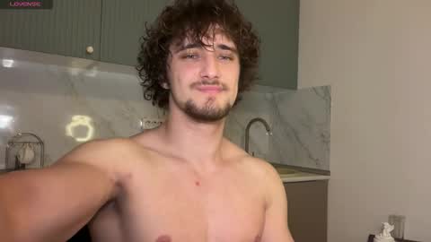 manolein online show from February 1, 2026, 9:46 pm