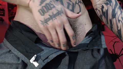 Manolo  modelo independiente online show from December 17, 2024, 2:44 am