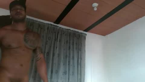 Snapshot of manolofitt chatting on March 11, 2026, 5:19 pm Manolo online show from March 11, 2026, 5:19 pm