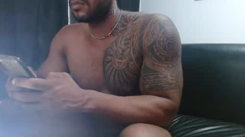 Snapshot of manolofitt chatting on July 9, 2026, 4:22 pm Manolo online show from July 9, 2026, 4:22 pm
