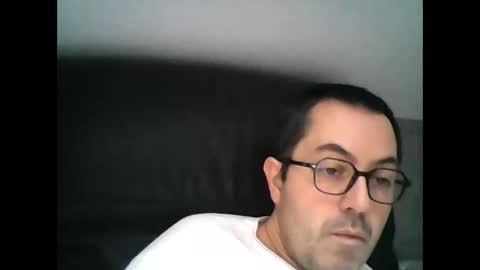 manu5933 online show from December 4, 2024, 12:36 pm