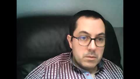 manu5933 online show from March 4, 2025, 1:17 pm