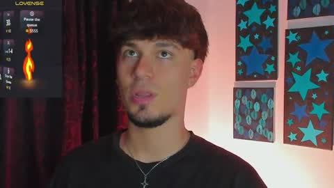  independent model online show from April 1, 2026, 3:40 am