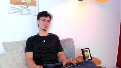 manu online show from March 19, 2026, 12:09 pm