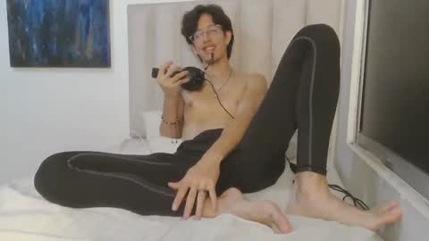 Snapshot of manu_vera8 chatting on June 3, 2026, 12:13 am Manuel online show from June 3, 2026, 12:13 am
