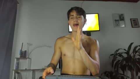 Snapshot of manucute_23_ chatting on September 21, 2025, 10:11 pm manucute 23 online show from September 21, 2025, 10:11 pm