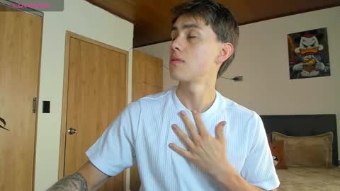 Snapshot of manucute_23_ chatting on October 12, 2025, 2:38 pm manucute 23 online show from October 12, 2025, 2:38 pm