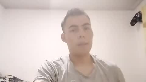 Snapshot of manuel9810 chatting on December 31, 2024, 6:37 am manuel9810 online show from December 31, 2024, 6:37 am