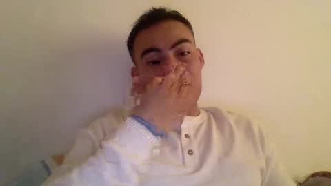 Snapshot of manuel9810 chatting on January 1, 2025, 7:21 pm manuel9810 online show from January 1, 2025, 7:21 pm