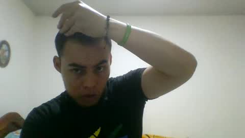 Snapshot of manuel9810 chatting on January 12, 2025, 4:00 am manuel9810 online show from January 12, 2025, 4:00 am