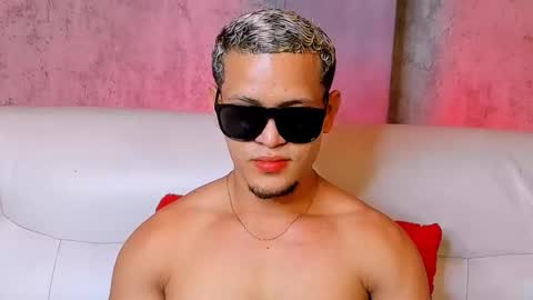 Manuel online show from December 22, 2025, 2:30 am