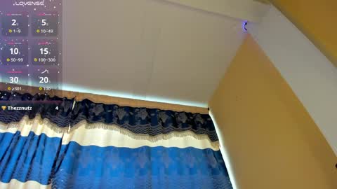 Snapshot of manuelaevans_ chatting on May 1, 2026, 6:01 pm Manuela online show from May 1, 2026, 6:01 pm