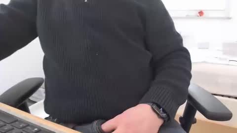 manuherb84 online show from March 9, 2026, 2:10 pm