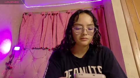 Snapshot of manumeow_ chatting on May 22, 2026, 12:18 am Manu online show from May 22, 2026, 12:18 am