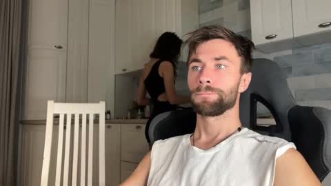 Manussa and Edward online show from October 28, 2025, 2:48 am