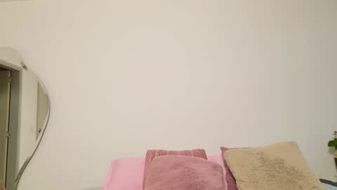     online show from January 12, 2025, 11:04 pm