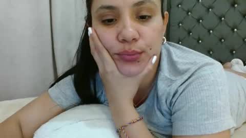 mara4sweet online show from January 14, 2025, 2:29 am