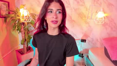 Mara online show from October 28, 2025, 4:49 am