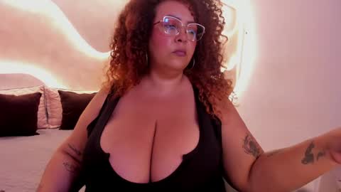 Snapshot of maraasweet chatting on June 7, 2026, 2:05 am Mrs. Sweet online show from June 7, 2026, 2:05 am