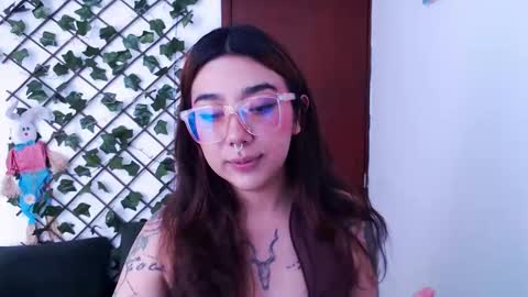 Snapshot of marce_bunny chatting on May 23, 2026, 6:56 pm Marcela online show from May 23, 2026, 6:56 pm