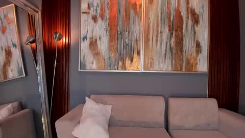 marce_milf online show from February 21, 2026, 10:38 am