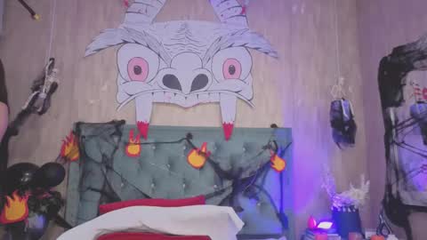 Marcela online show from October 24, 2025, 9:44 pm