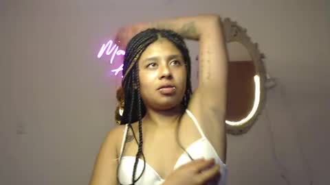 Snapshot of marceline_abadeer00 chatting on December 16, 2024, 2:36 am Michell Dayan online show from December 16, 2024, 2:36 am