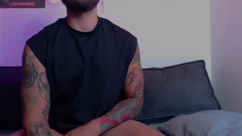 marco_allison43 online show from December 28, 2024, 4:30 pm