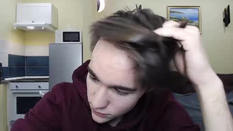 Snapshot of marcus_cuteboy chatting on February 6, 2025, 10:10 pm Marcus online show from February 6, 2025, 10:10 pm