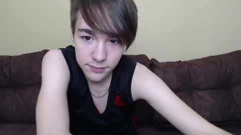 Snapshot of marcus_cuteboy chatting on February 11, 2025, 12:37 pm Marcus online show from February 11, 2025, 12:37 pm