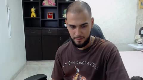 marcus_soler online show from September 8, 2025, 4:39 pm