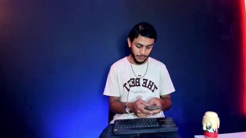 Marcus online show from April 10, 2026, 11:48 am