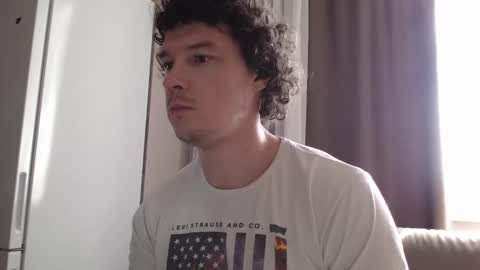 Dorian Salazar online show from April 21, 2026, 8:20 am