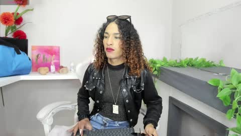 marfilastrom online show from January 19, 2025, 4:22 am