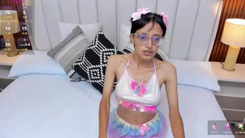 Aitana online show from September 18, 2025, 2:13 am