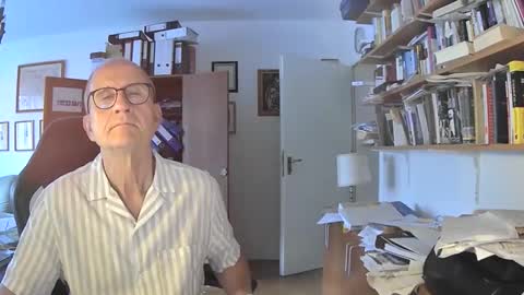 Snapshot of marginalie chatting on September 21, 2025, 6:59 am marginalie online show from September 21, 2025, 6:59 am