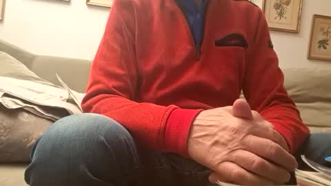 Snapshot of marginalie chatting on October 29, 2025, 5:36 pm marginalie online show from October 29, 2025, 5:36 pm