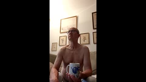 Snapshot of marginalie chatting on May 7, 2026, 5:35 am marginalie online show from May 7, 2026, 5:35 am