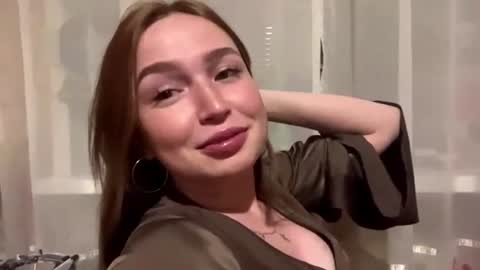 Snapshot of margopesavento chatting on June 13, 2026, 8:29 pm Chloe online show from June 13, 2026, 8:29 pm