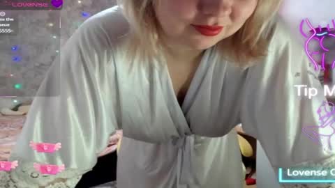 Mari online show from February 28, 2025, 3:26 am